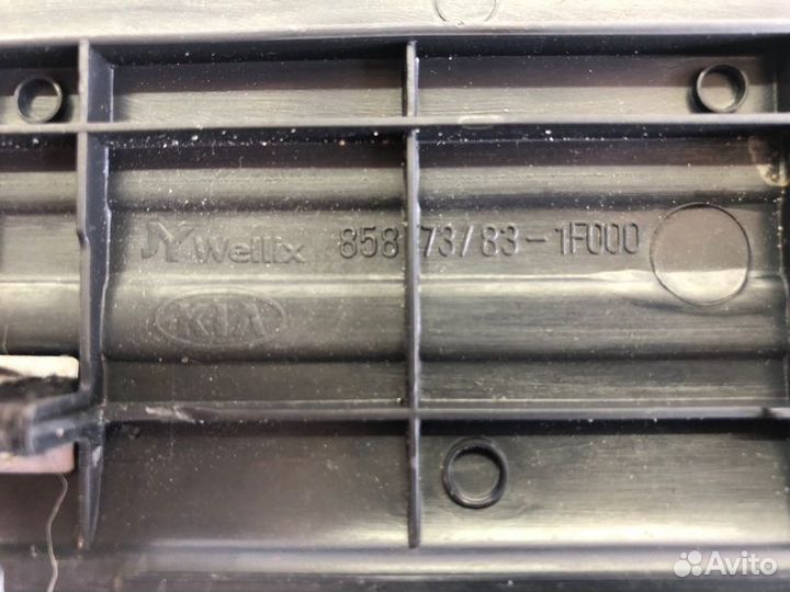 Порожки салонные Kia Sportage D4EA 2007