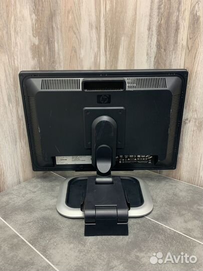 Монитор HP L2245w, 1680x1050, 76 Гц