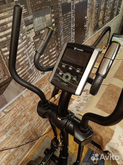 Эллиптический тренажер torneo