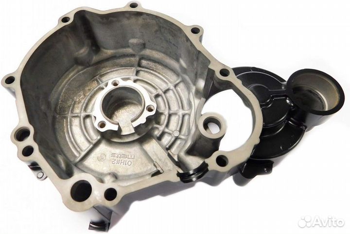 Крышка генератора Suzuki GSX-R600 750 06-18 (OEM)