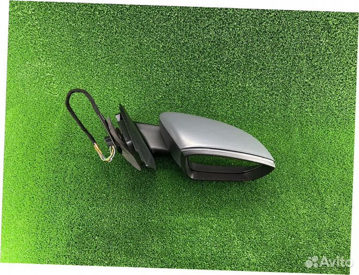 Зеркало правое Polo Sedan