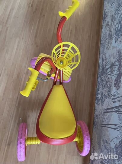 Трехколесный велосипед Зубренок