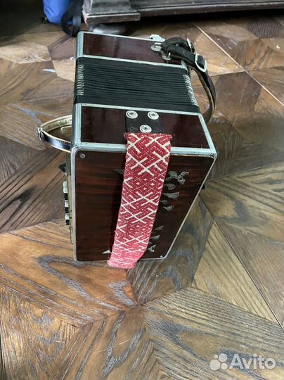 Гармонь кирилловская