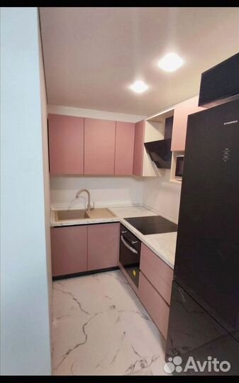 Кухонный гарнитур угловой. Рассрочка