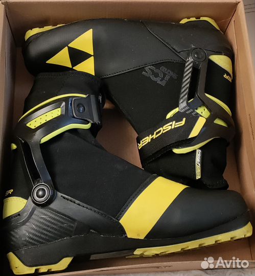 Лыжные ботинки fischer RCS skate