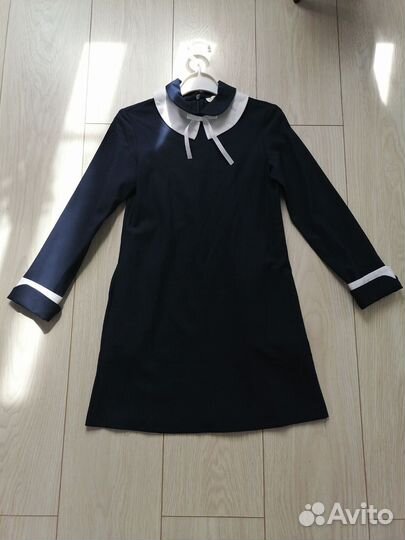 Школьная форма, платья для девочки 134 пакетом