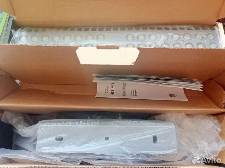 Светильник потолочный светодиодный