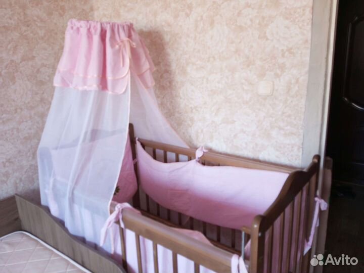 Кроватку для новорожденных