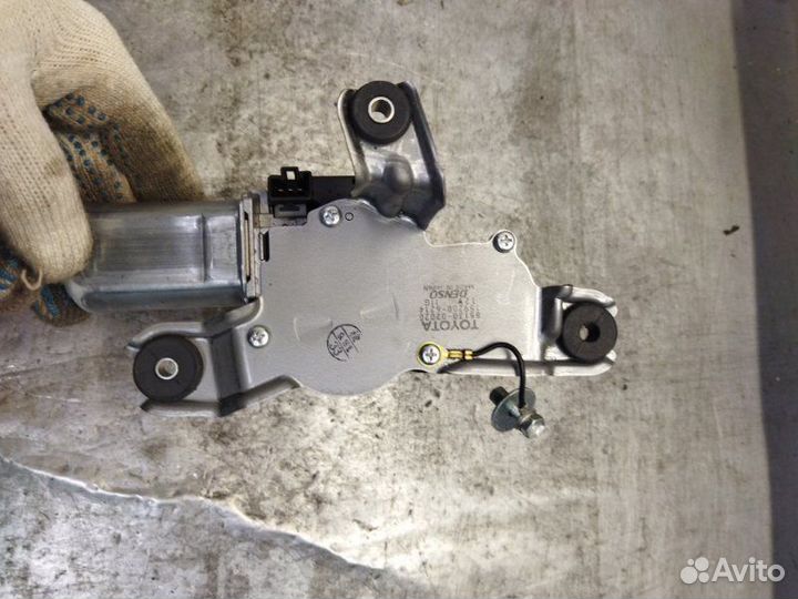 Моторчик стеклоочистителя Toyota Corolla 120