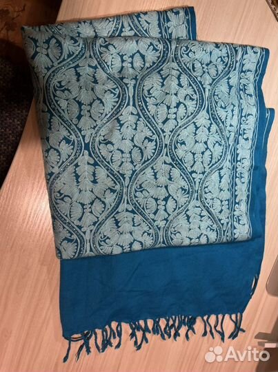 Шарфы и палантины