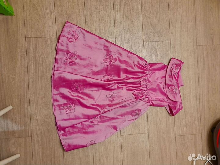 Нарядное платье для девочки 122-128