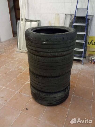 Michelin Pilot Super Sport 255/45 R19 и 285/40 R19