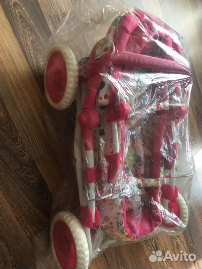 Коляска кукольная