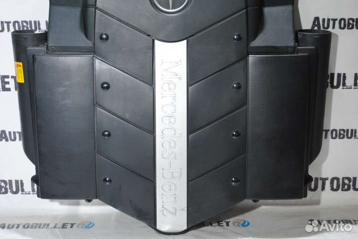 Корпус воздушного фильтра Mercedes-Benz CLS m113