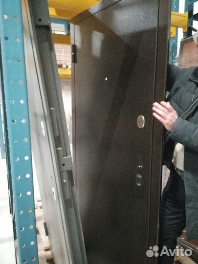 Двери входные железные