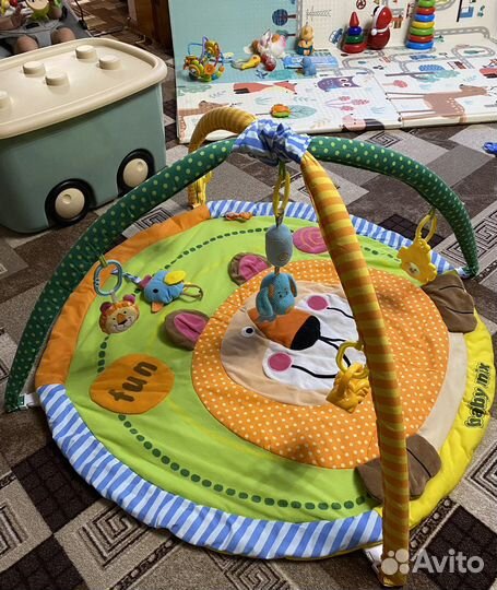 Развивающий коврик