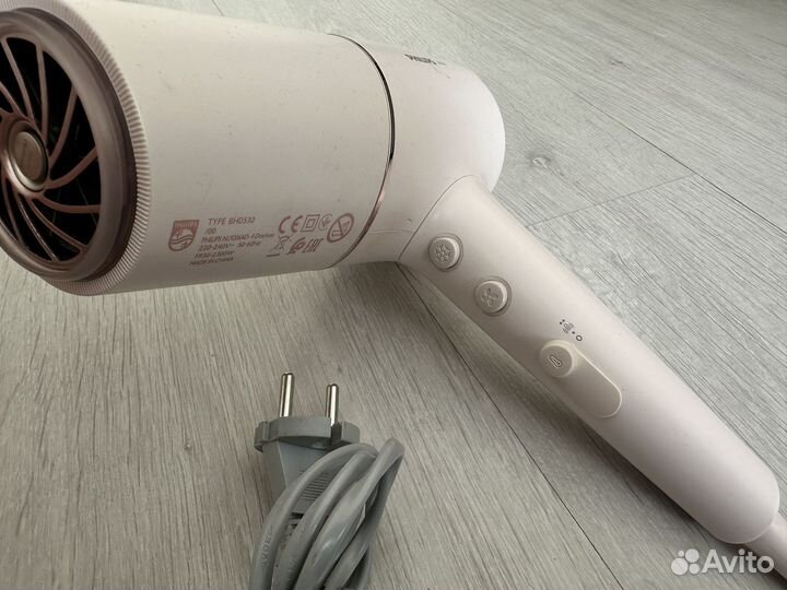 Фен для волос philips