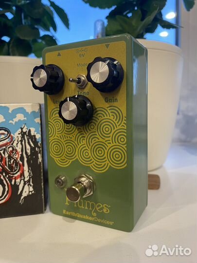 Earthquaker devices (EQD) Plumes