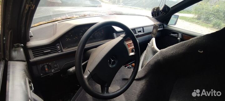 Разбор mercedes 124