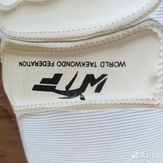 Перчатки для единоборств