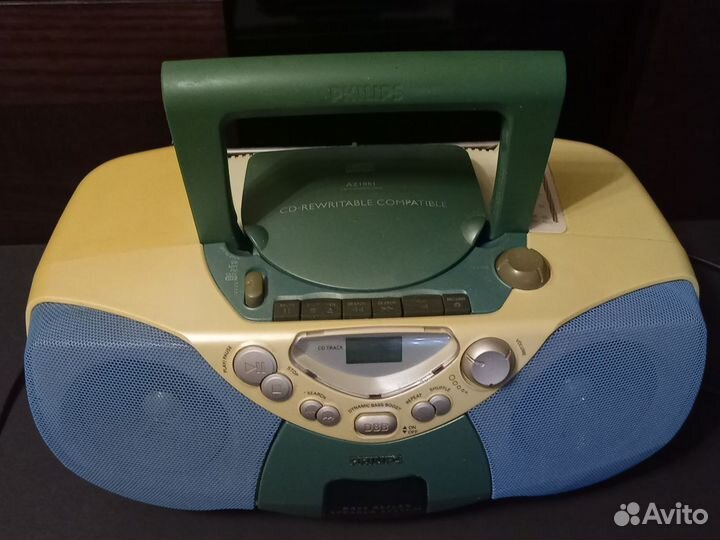 Магнитола бумбокс Philips AZ 1081