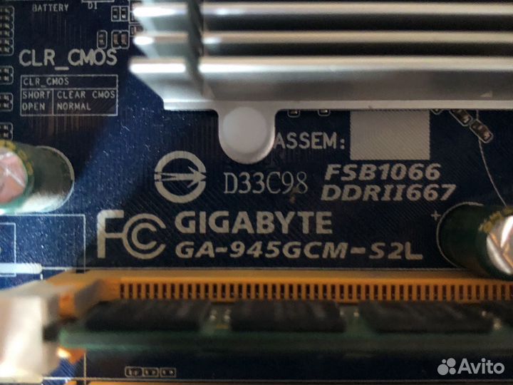 Материнская плата с процессором и памятью