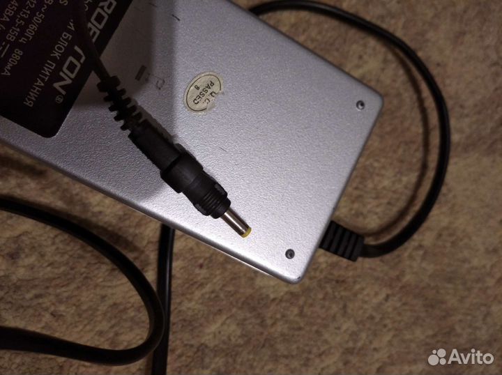 Блок питания robiton IN3000S