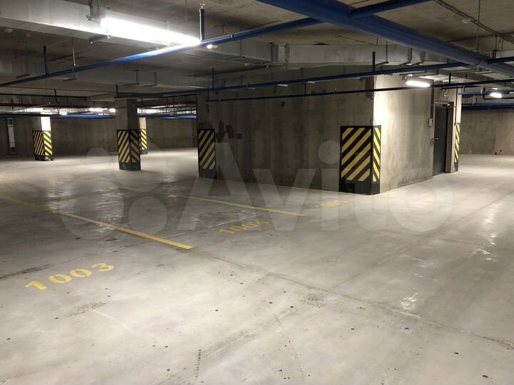 Машиноместо, 14 м²