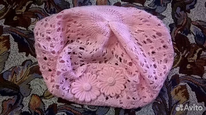 Розовый берет