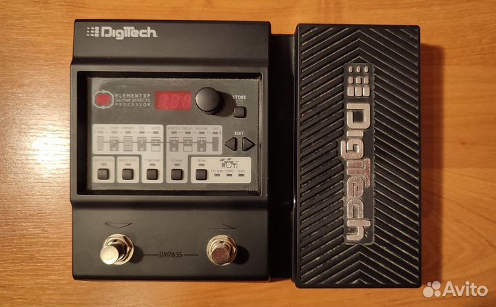 Гитарный процессор digitech