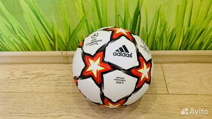 Футбольный мяч adidas Лига чемпионов