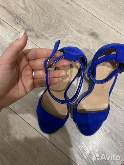 Туфли бархатные размер 38