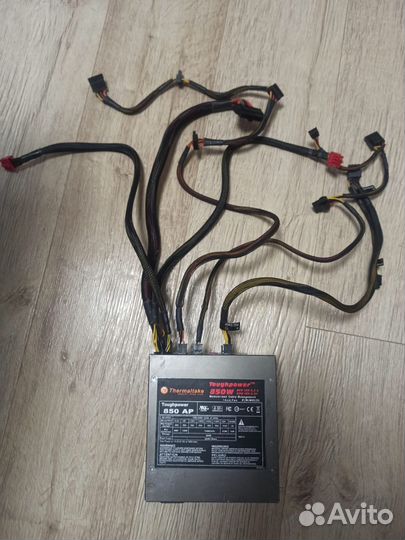 Блок питания Thermaltake Toughpower 850w