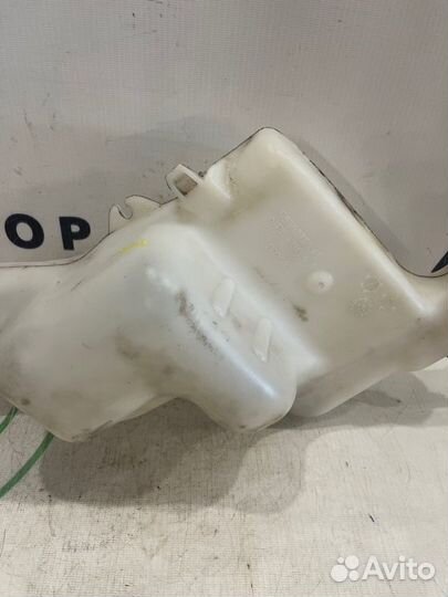 Бачок омывателя Dodge Caliber 2007