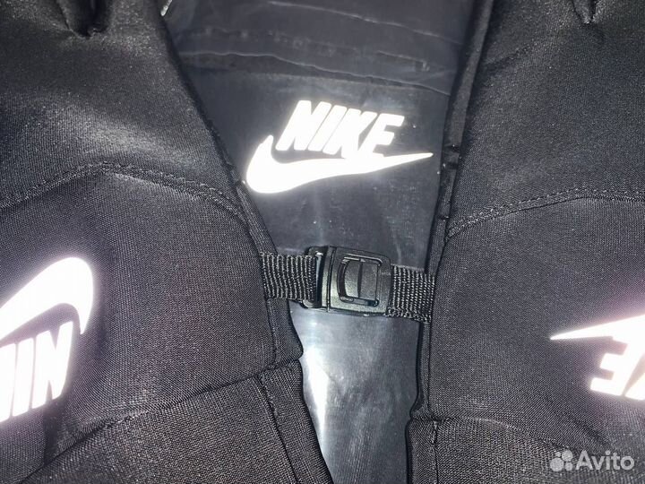 Перчатки Nike