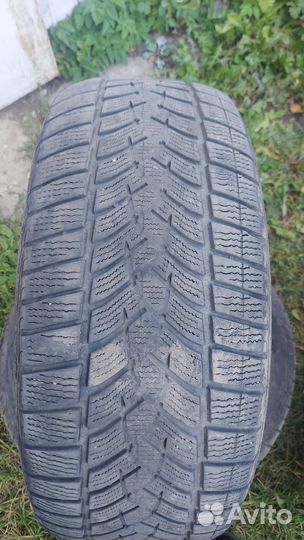 Goodyear Assurance ArmorGrip 235/55 R17