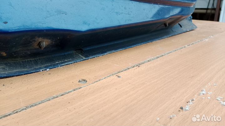 Задняя левая дверь Renault clio