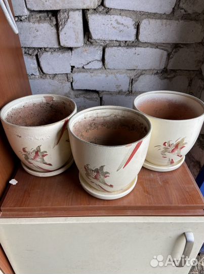 Цветочные керамические горшки