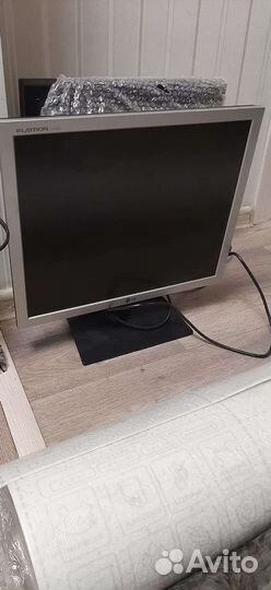 Монитор для компьютера