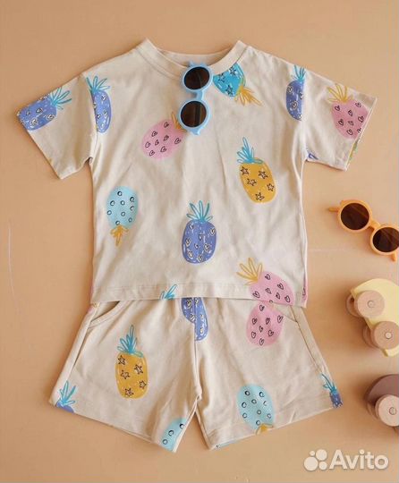 Костюм Zara новый