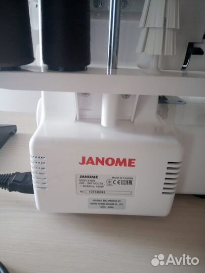 Оверлок Janome 210D новый