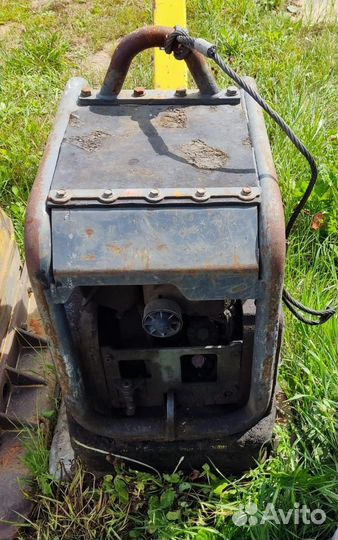 Виброплита дизельная реверсивная Wacker Neuson DPU