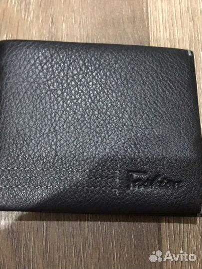 Бумажник новый
