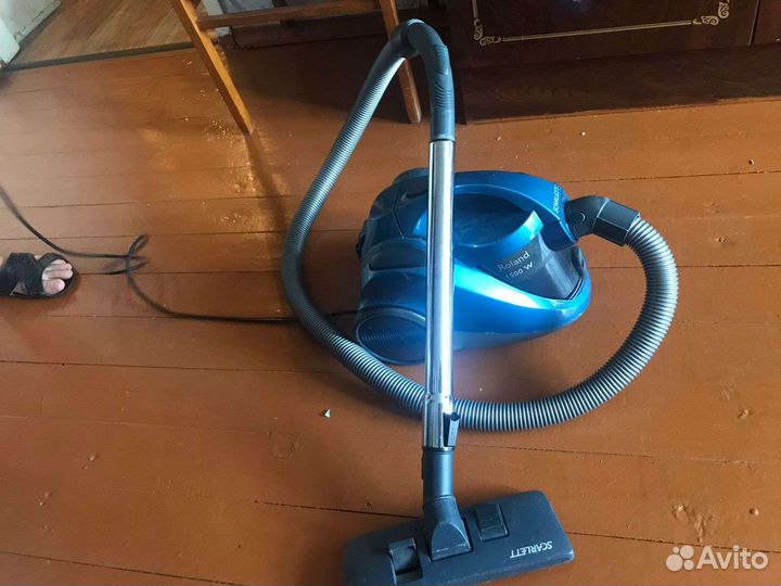 Пылесос Scarlett