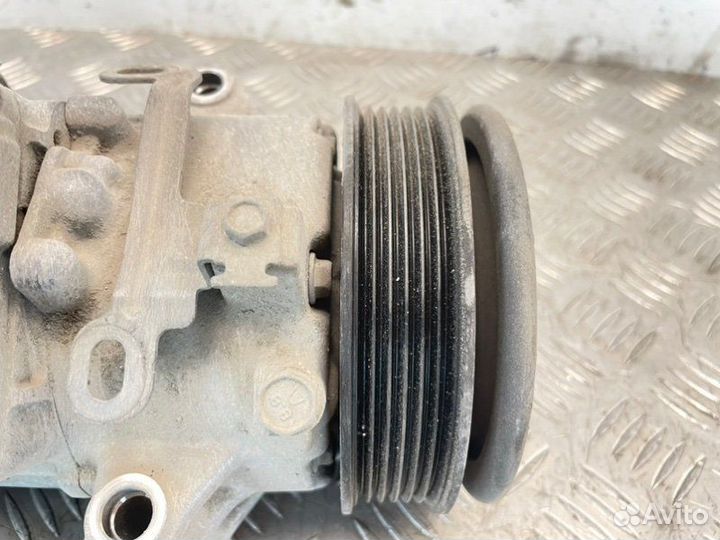 Компрессор кондиционера Toyota Corolla ZRE151L