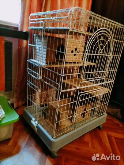 Клетка для грызунов большая на колёсах