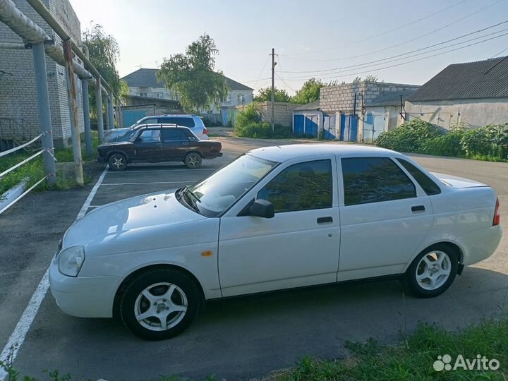 LADA Priora 1.6 МТ, 2011, 193 000 км