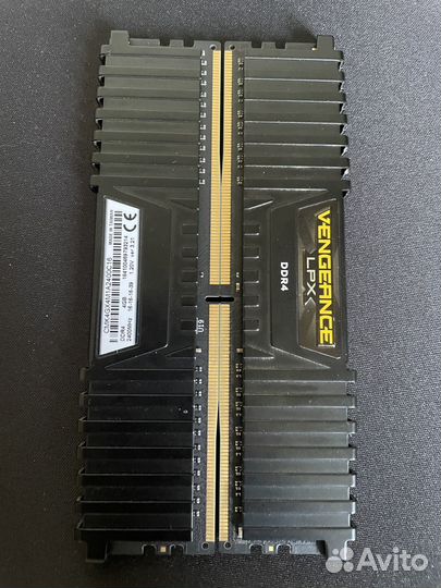 Оперативная память ddr4 8gb crucial 2400MHz