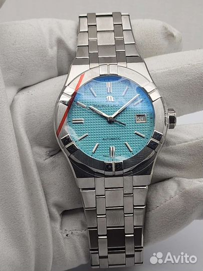 Aikon Automatic Limited Tiffany Edition 39mm