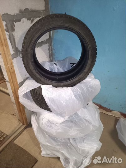 Dunlop SP Winter Ice 03 235/45 R18